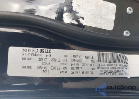 2018 Jeep Compass Latitude 4X4 z USA, uszkodzony, nr VIN 3C4NJDBB4JT334450